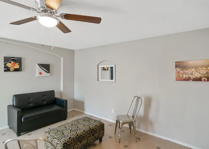 Ultra Cozy Casita By Dtwn Phx Phoenix